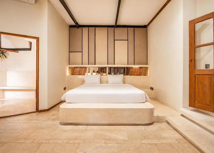 Chic 2-br With Pool, 800m To Canggu (Bali)