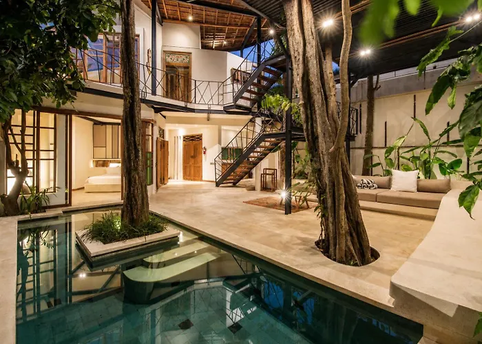 Villa Chic 2-br With Pool, 800m To